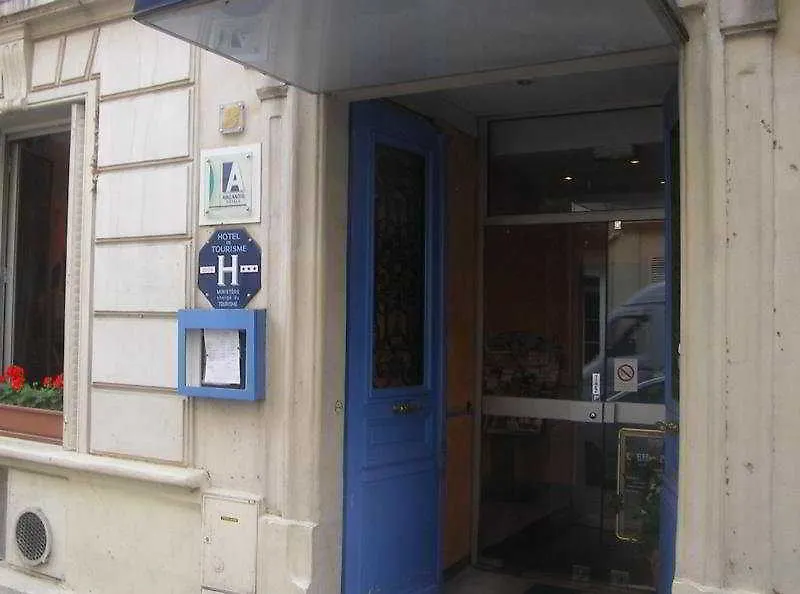 Ibis Styles Pigalle Montmartre Szálloda