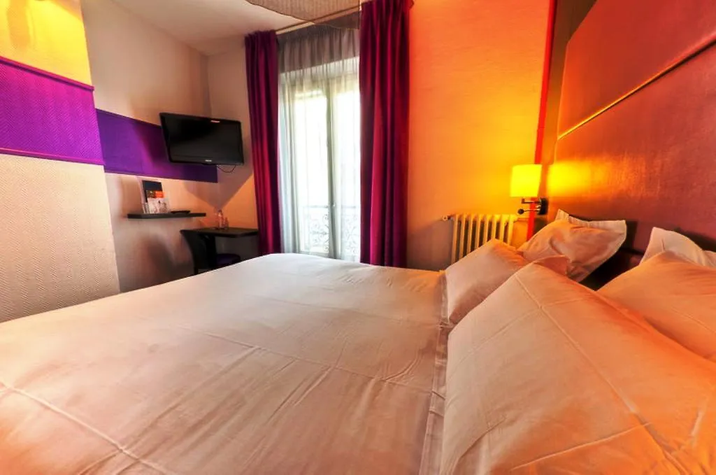 Hotel Ibis Styles Pigalle Montmartre Parigi