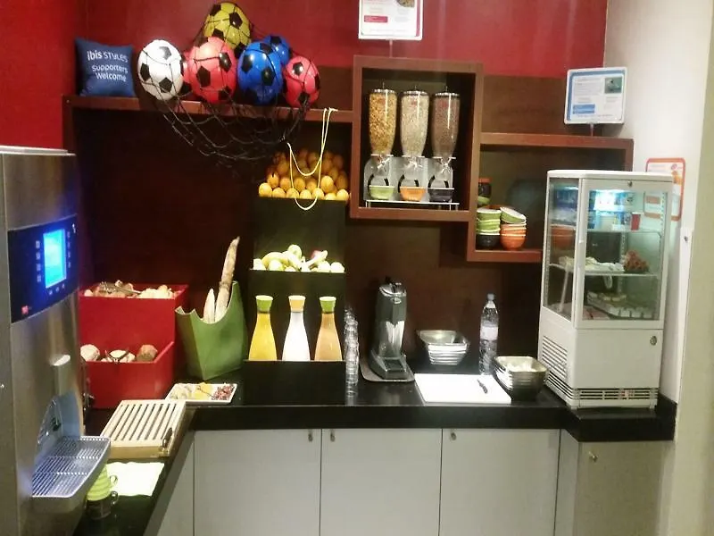 Ibis Styles Pigalle Montmartre 3* Párizs
