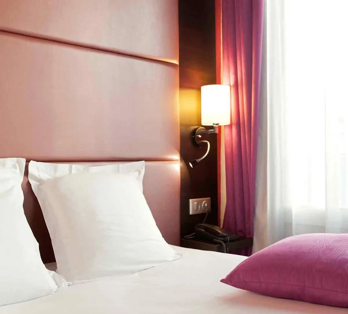 Hotel Ibis Styles Pigalle Montmartre 3*