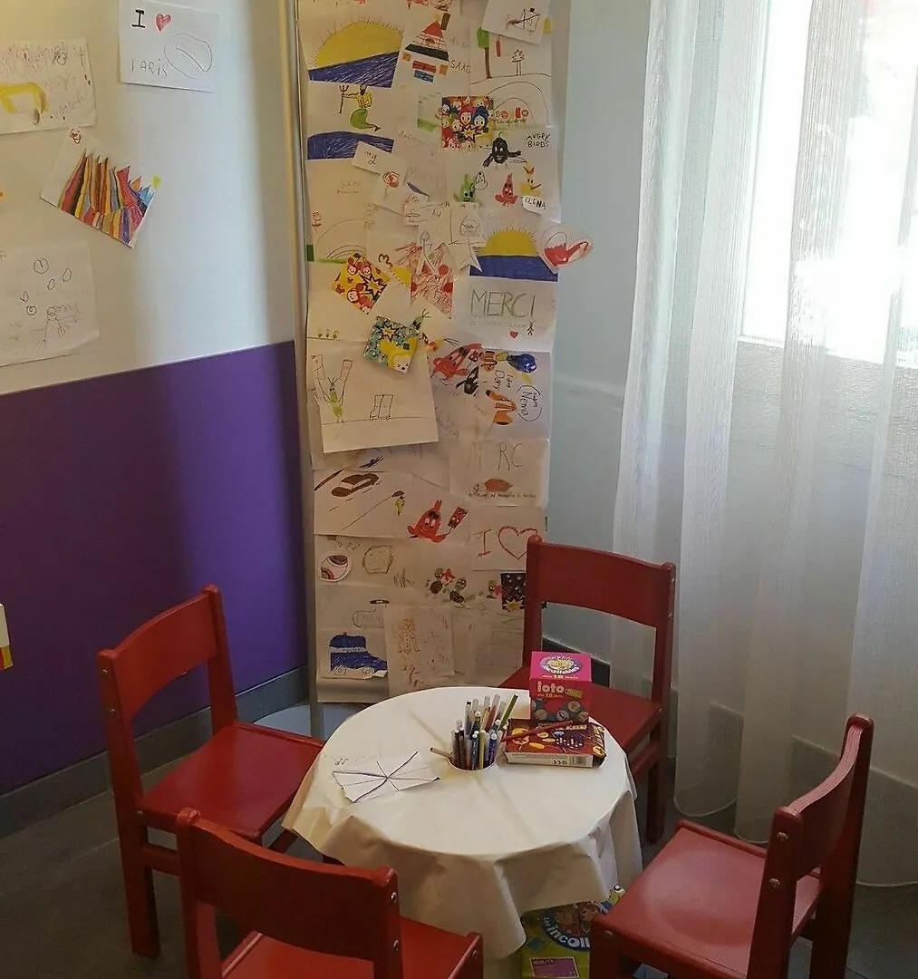 Hotel Ibis Styles Pigalle Montmartre 3*